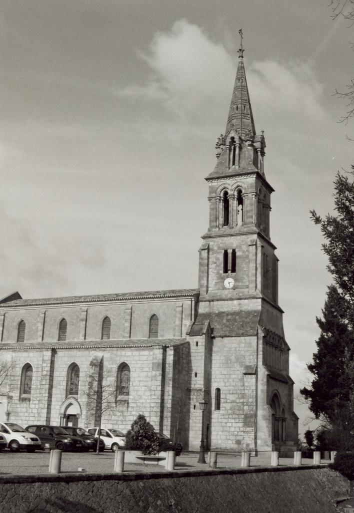 Abzac, l'église Saint-Pierre-ès-Liens