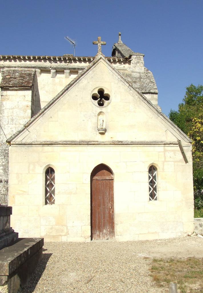 Saint-Germain-la-Rivière, une petite chapelle