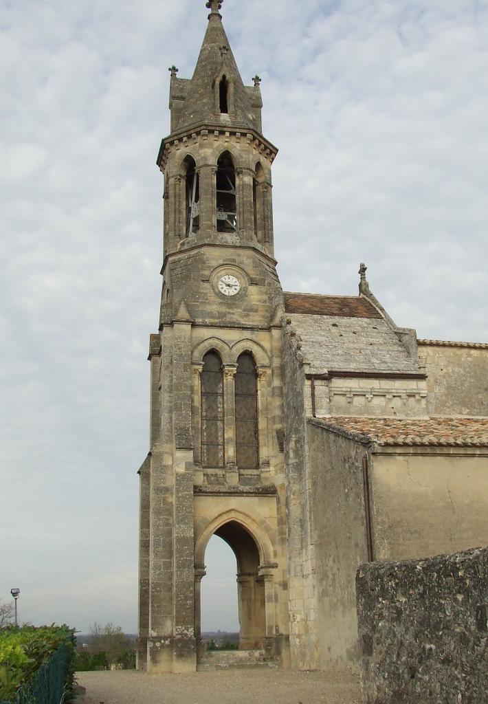 Saint-Romain-la-Virvée, l'église romane restaurée Saint-Romain 