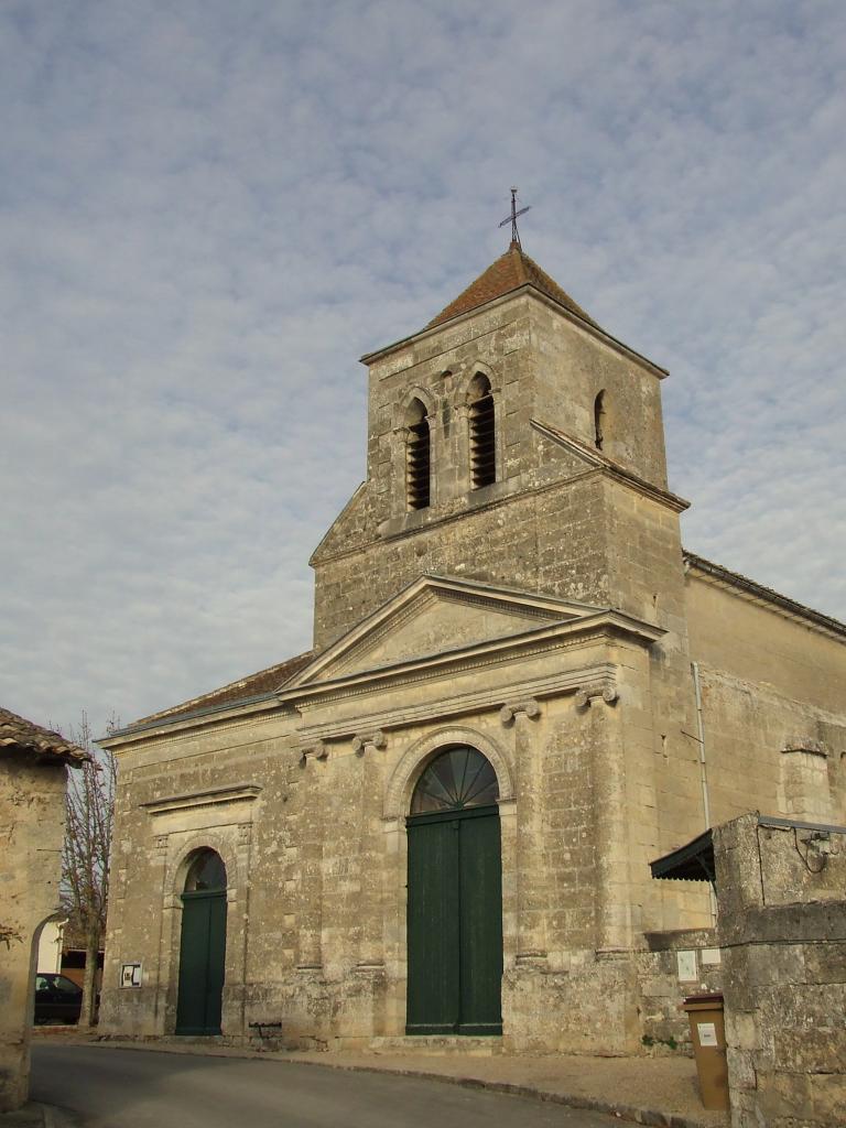 Asques, l'église Saint-Jean est du XVIIIème siècle