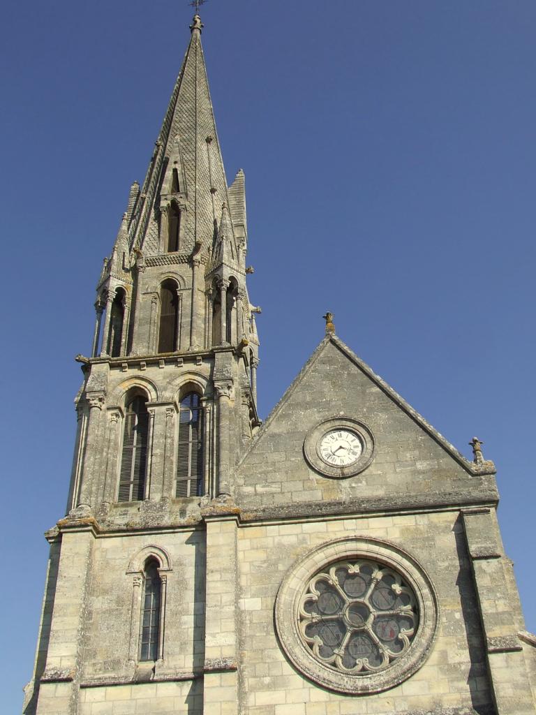 Périssac, l'église Saint-Pierre-aux-Liens, le clocher