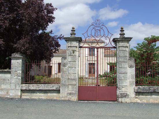 Camiac et Saint-Denis, une ancienne maison noble