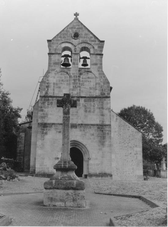 Tizac-de-Lapouyade, l'église Saint-Pierre