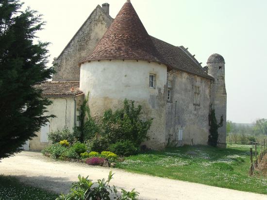 Guillac, avec sa prairie.....