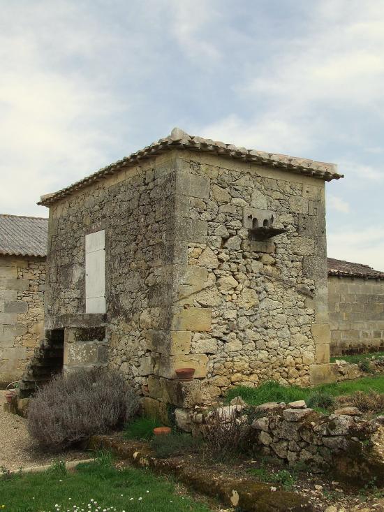 Guillac, le même pigeonnier,