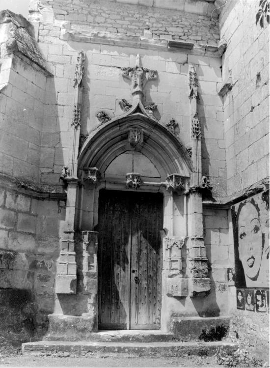 Les Milandes, l'entrée de la chapelle.