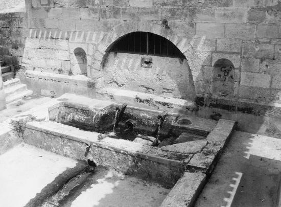 Libourne, la source de la fontaine Roudeyre