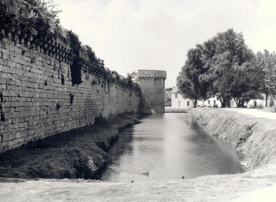 Guérande, les remparts.