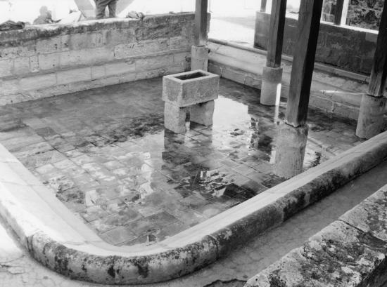 Saint-Emilion, un lavoir.