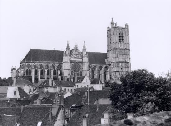 Auxerre, la cathédrale Saint-Etienne.