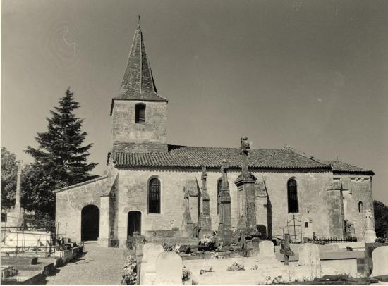 Saint-Ciers-d'Abzac, l'église romane Saint-Cyr,