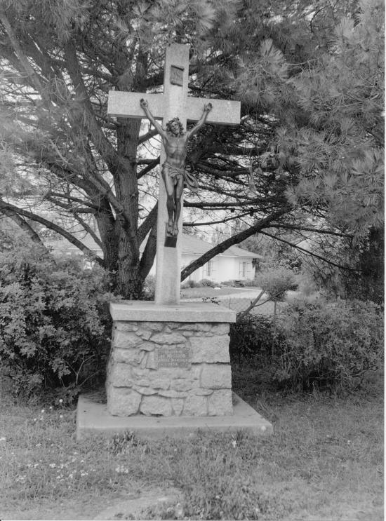 Maransin, une croix de mission 1954.