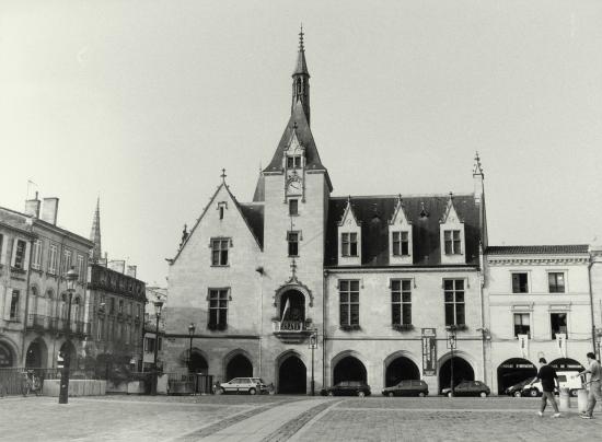 Libourne, l'Hôtel de Ville