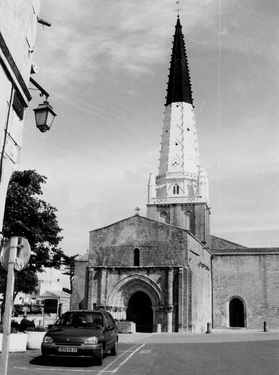 Ars-en-Ré, l'église.