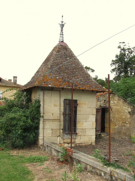 Moulon, le château de Montlau,