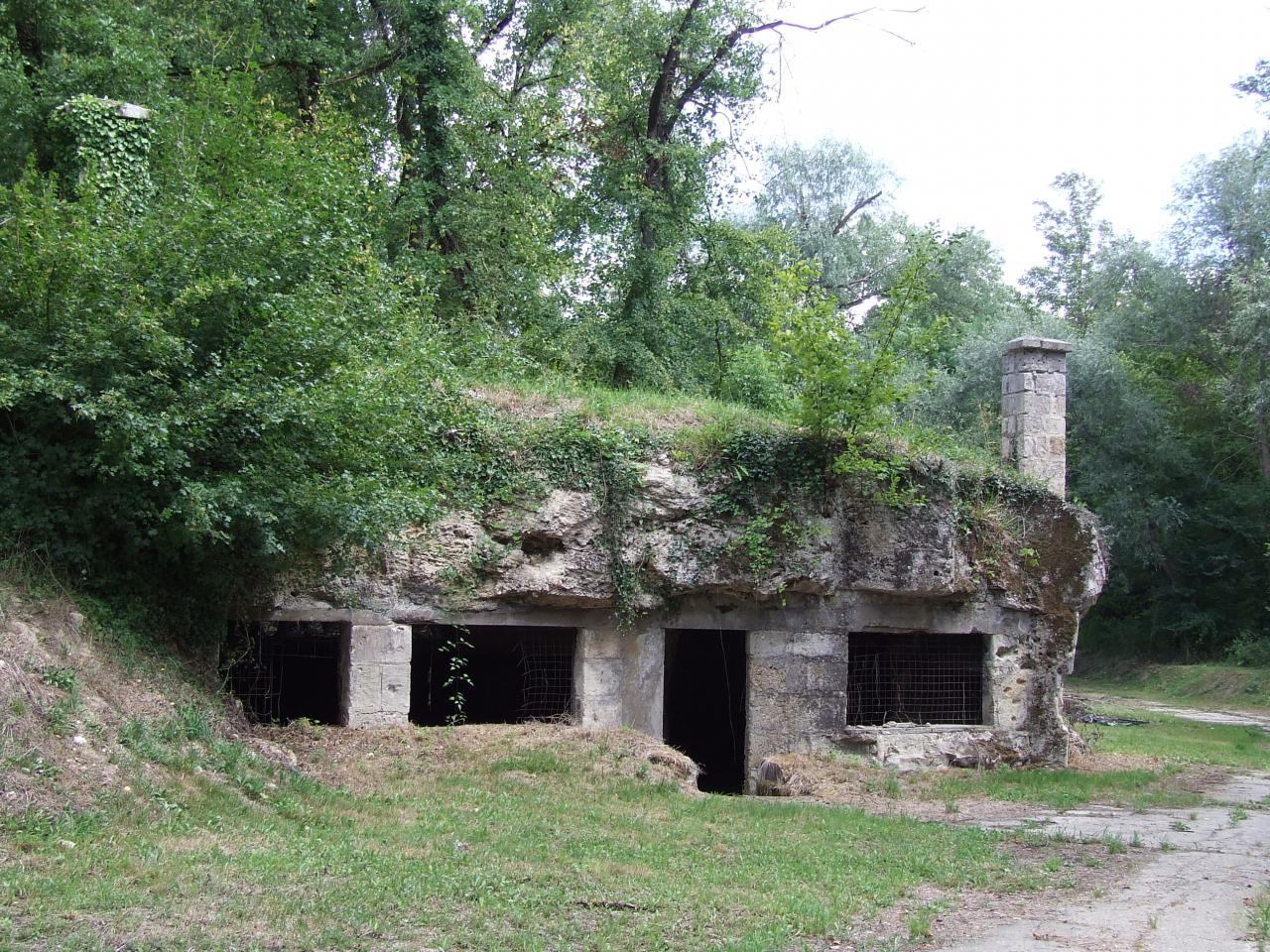 Daignac, carrières et caves